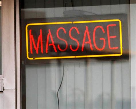 Erotic massage Sao Francisco de Assis