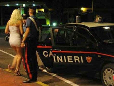 Find a prostitute Montecchio Emilia